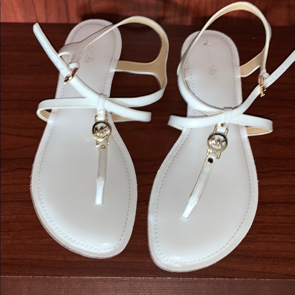 Michael Kors white gold sandal 7.5